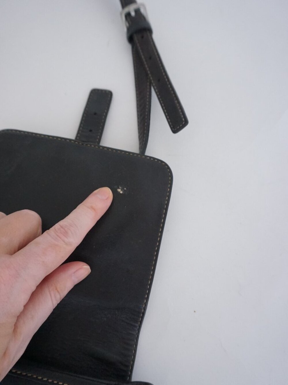 Vintage Coach 7775 Black Leather Buckle Flap Crossbody Structured Shoulder Bag - Picture 16 of 16